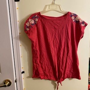 Floral embroidered shirt